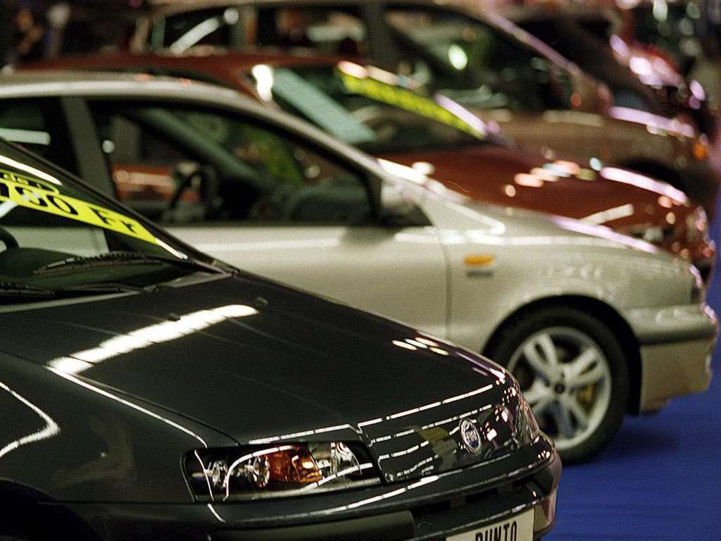 4,7 % økning i bilsalget i EU i oktober 2013